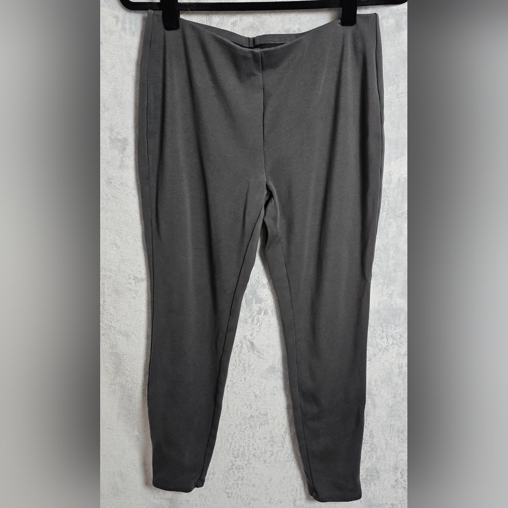 Chico’s Slim Stretch Leggings in Dark Gray Size 0 (U.S. Size 4)